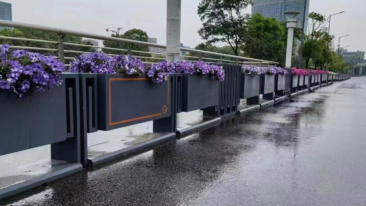 花箱交通护栏 