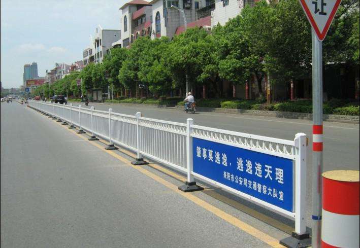 四川道路交通护栏 四川道路交通护栏